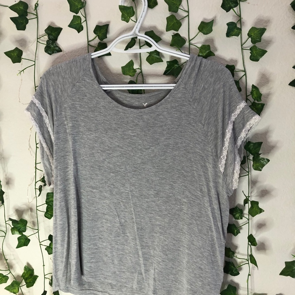 clothes - Picture 10 of 16